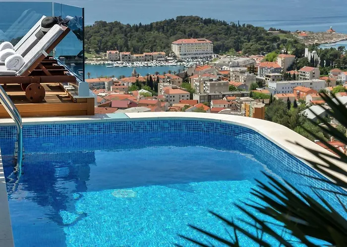 Afrodita Βίλα Μακάρσκα