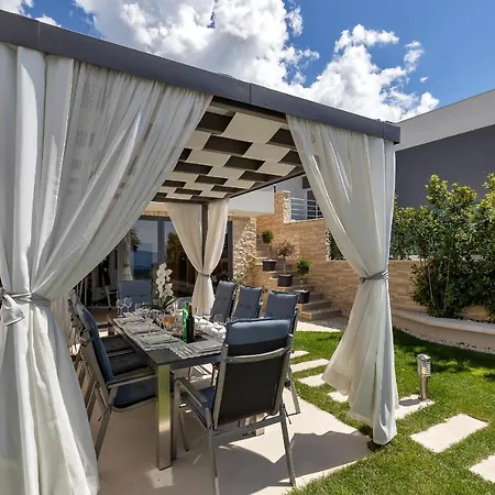 Afrodita Villa Makarska