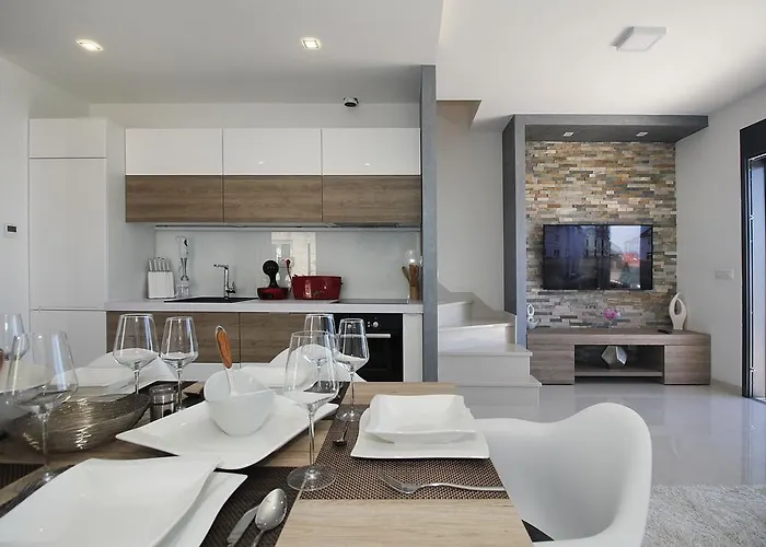 Afrodita 빌라 마카르스카