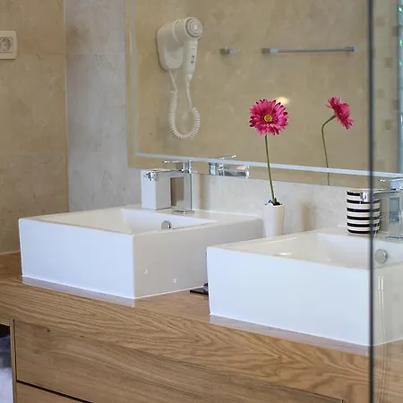 Vila Afrodita Makarska